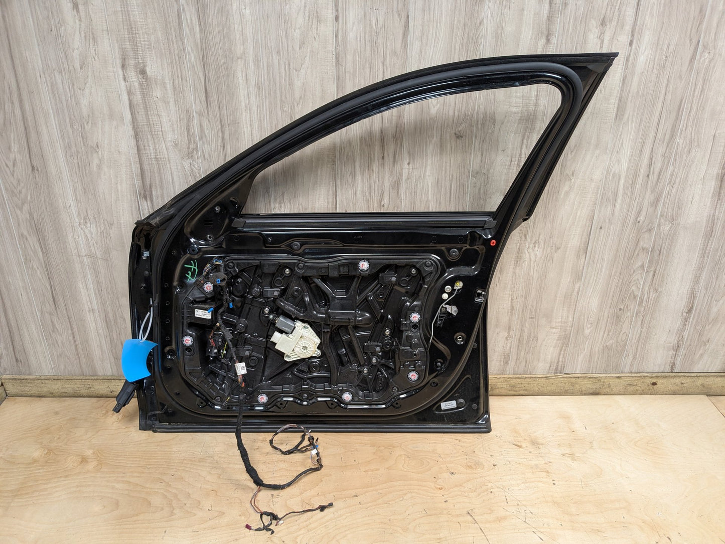 16-22 OEM BMW G11 G12 740 750 M760 Front Right Passenger Door Shell Panel Black 475