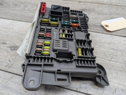 2007 - 2013 BMW X5 E70 Rear Power Distribution Fuse Box 6931687 N62B48B