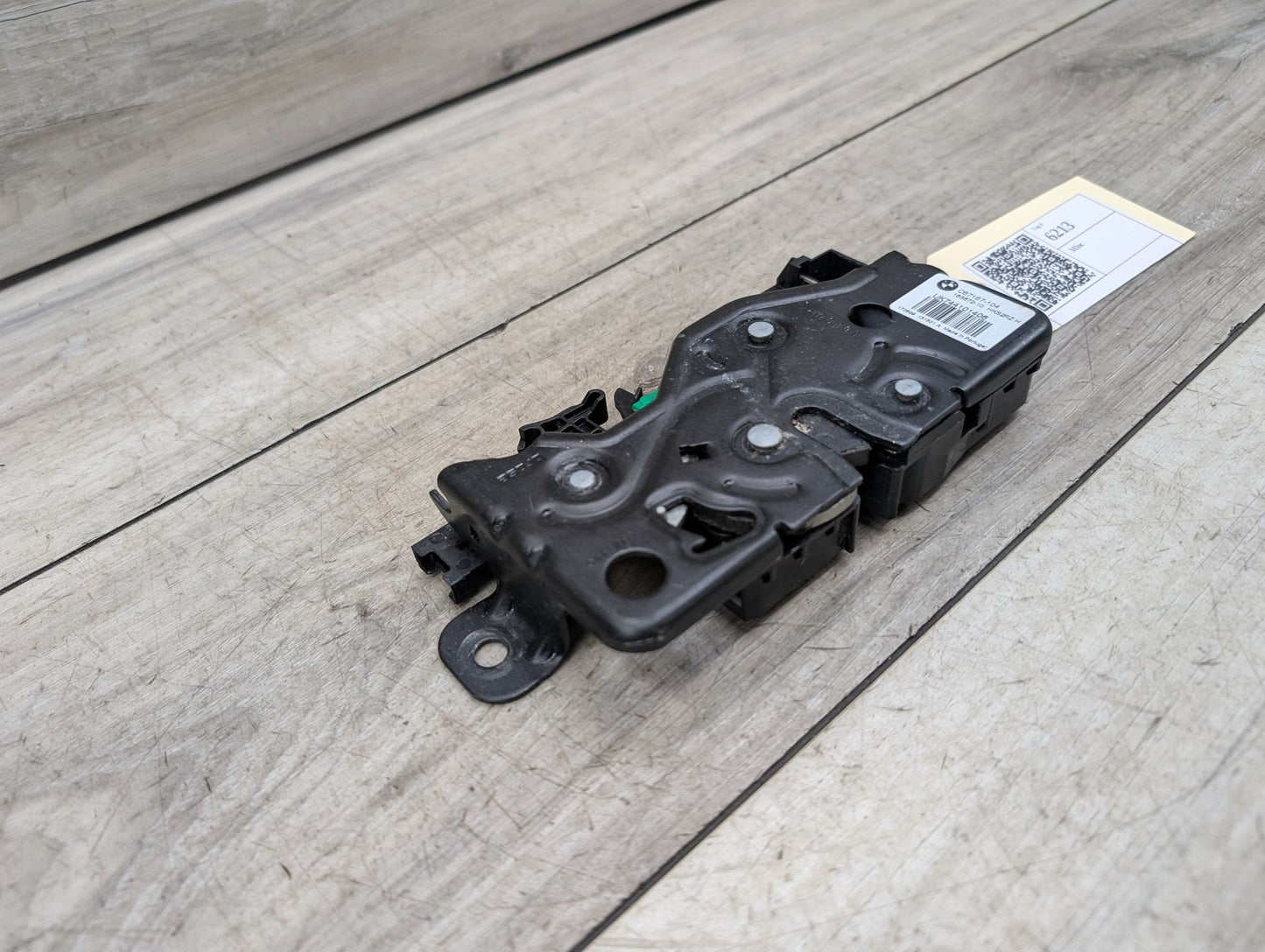 2017-2023 BMW M550i xDrive G30 Liftgate Trunk Lid Liftgate Lock Latch Actuator 7441014