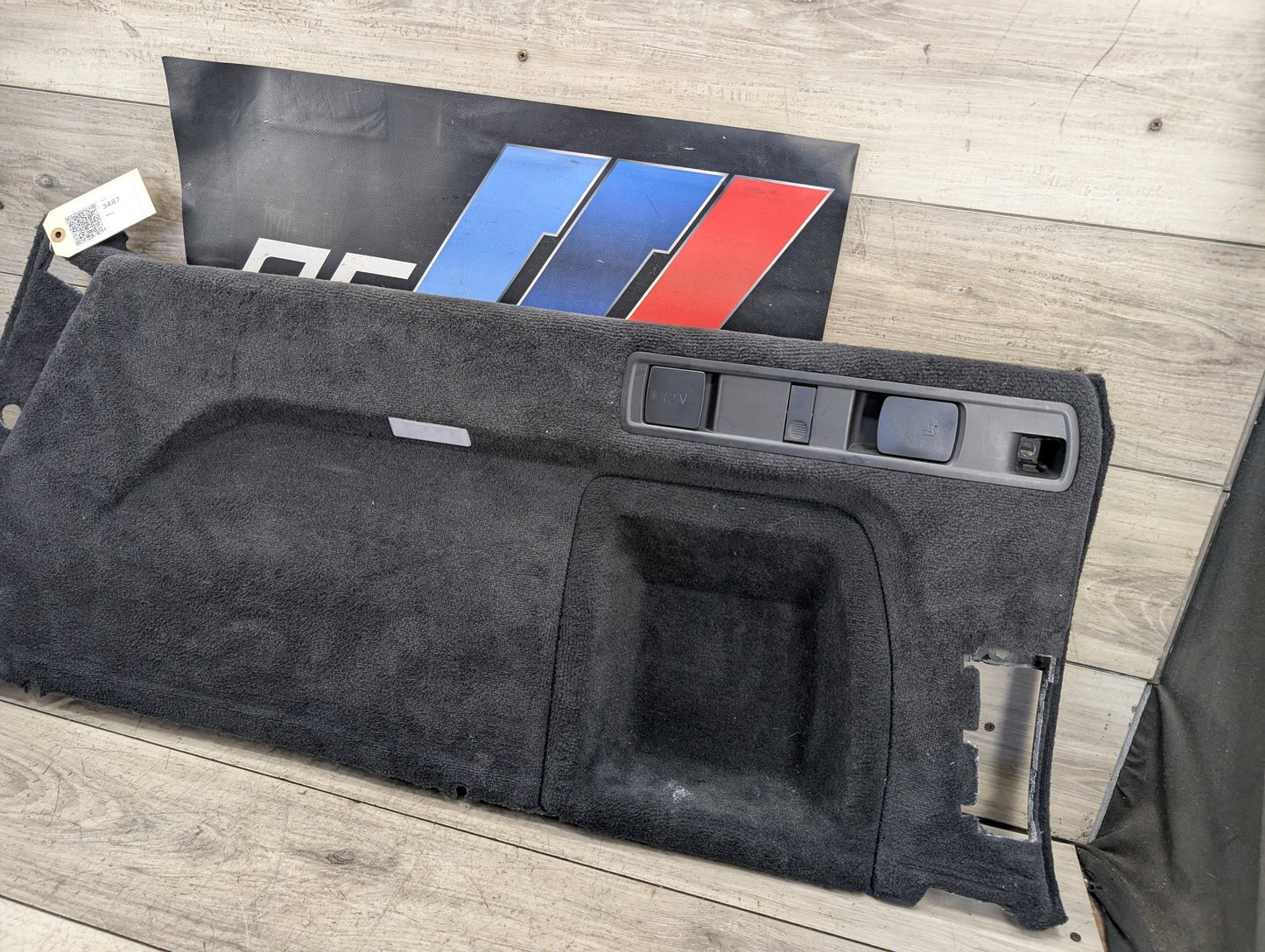 2019-2023 BMW X5 G05 REAR TRUNK RIGHT SIDE QUARTER LOWER TRIM PANEL OEM 5A0B5C8