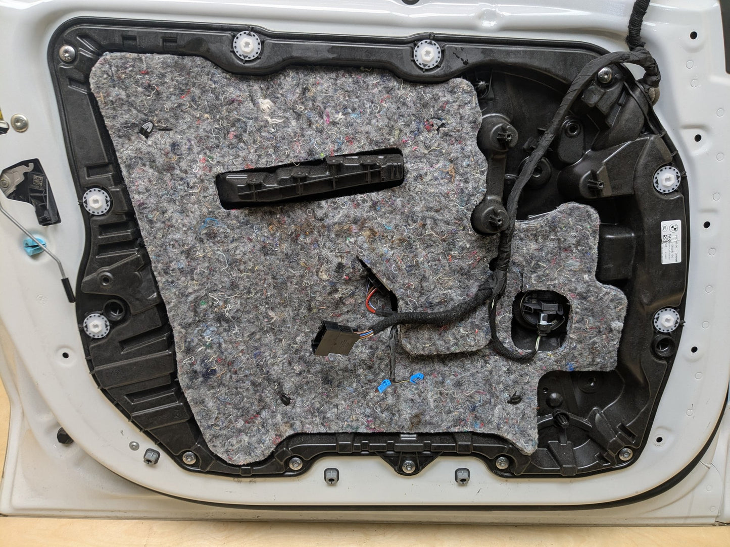 19-25 OEM BMW F95 G05 X5 X5M Front Left Driver Door Shell Panel
