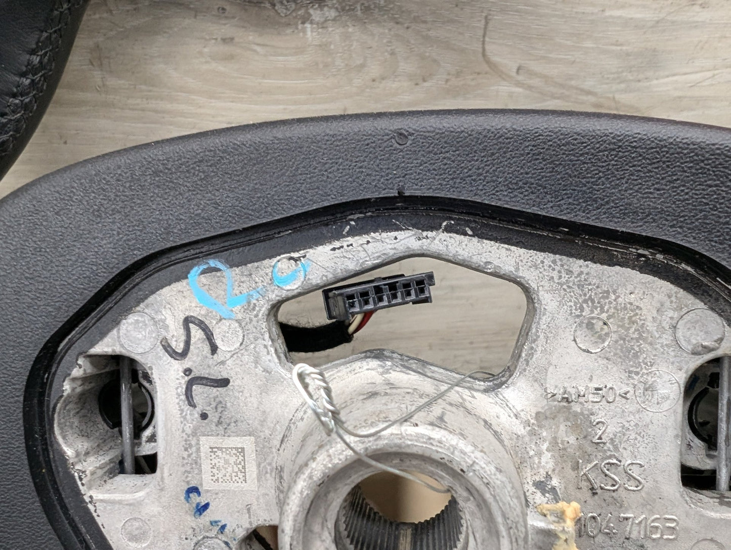 2018 - 2023 BMW X3 G01 Steering Wheel Assembly 6883775 B58B30M0