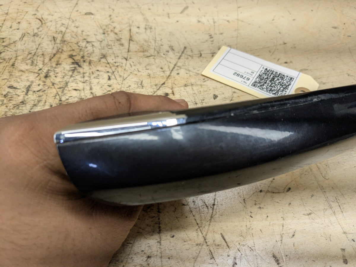 2016-2019 BMW 750i G12 Front or Rear Right Passenger Exterior Door Handle w/ Comfort Access 7411038 OEM