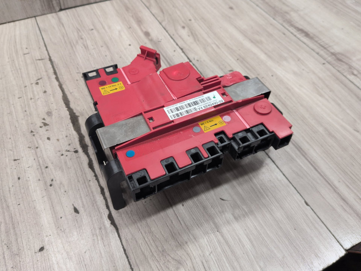 OEM BMW F02 F06 F10 F12 F13 G30 M5 M6 Battery Rear Power Distribution Fuse Box