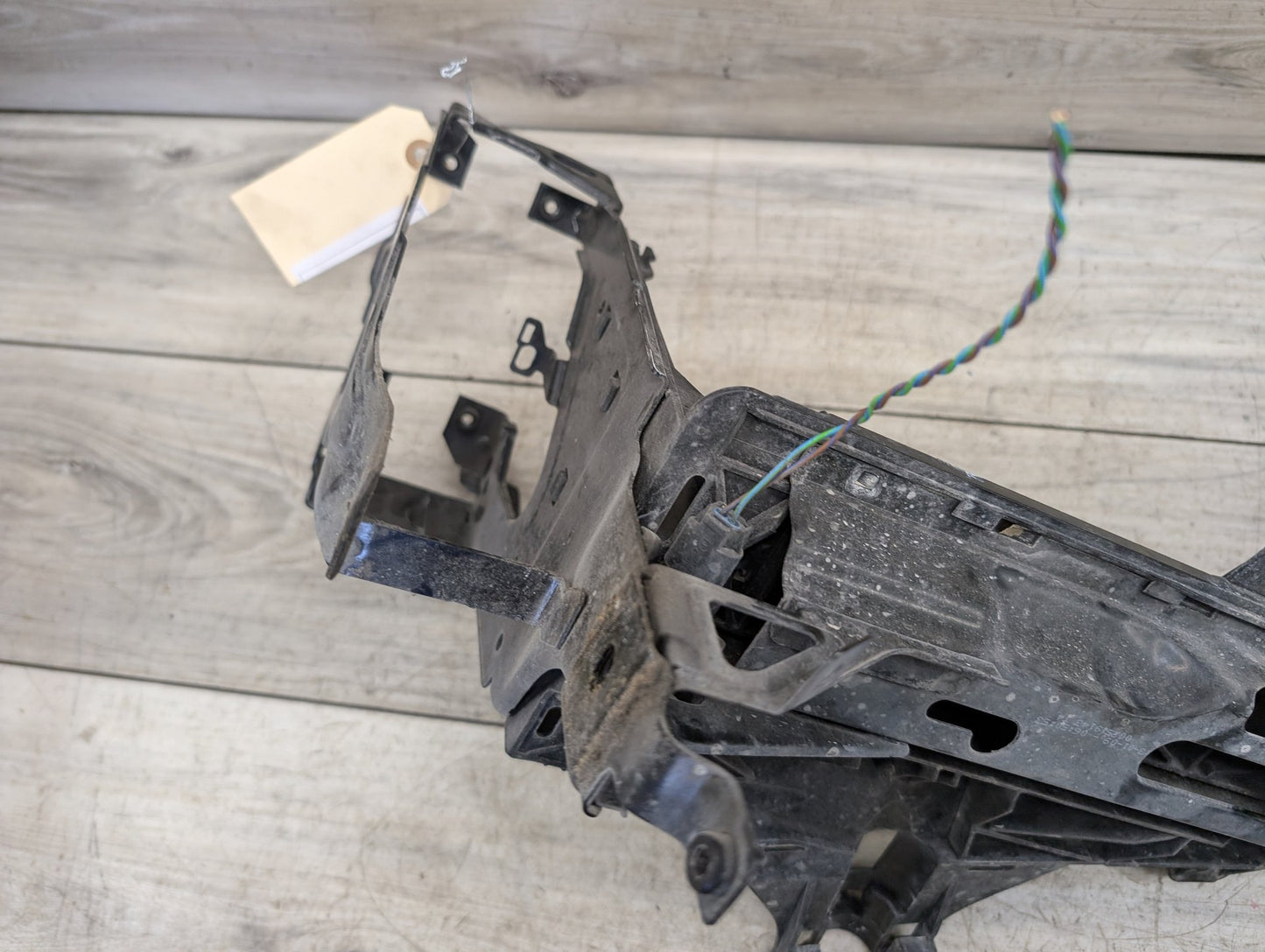 OEM BMW F01 F02 740 750 760 Front Right Passenger Headlight Support Bracket