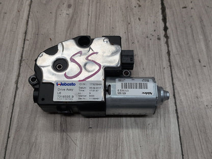 2017-2023 BMW M550i G30 Sunroof Sun Roof Glass Motor 7316535 OEM