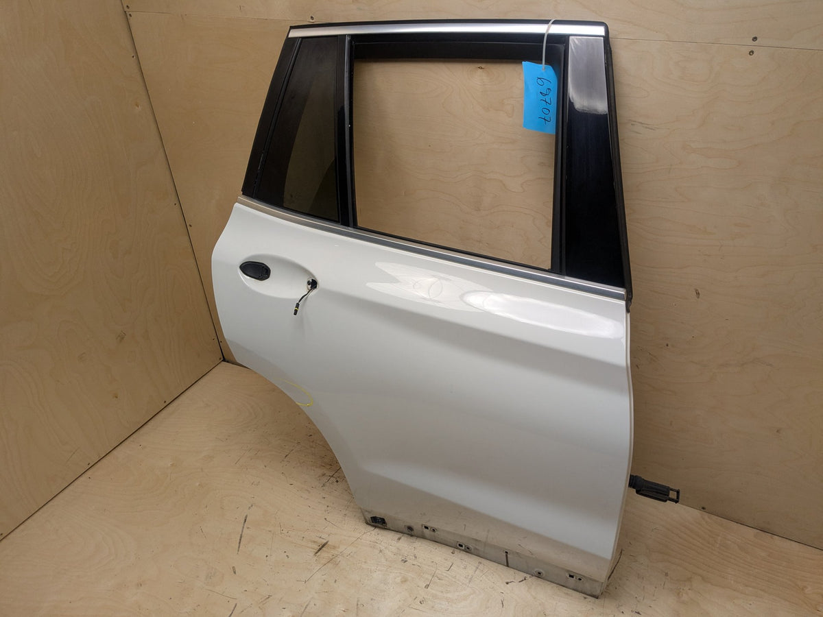 *18-24 OEM BMW X3 G01 Rear Right Passenger Door Shell Panel White 300