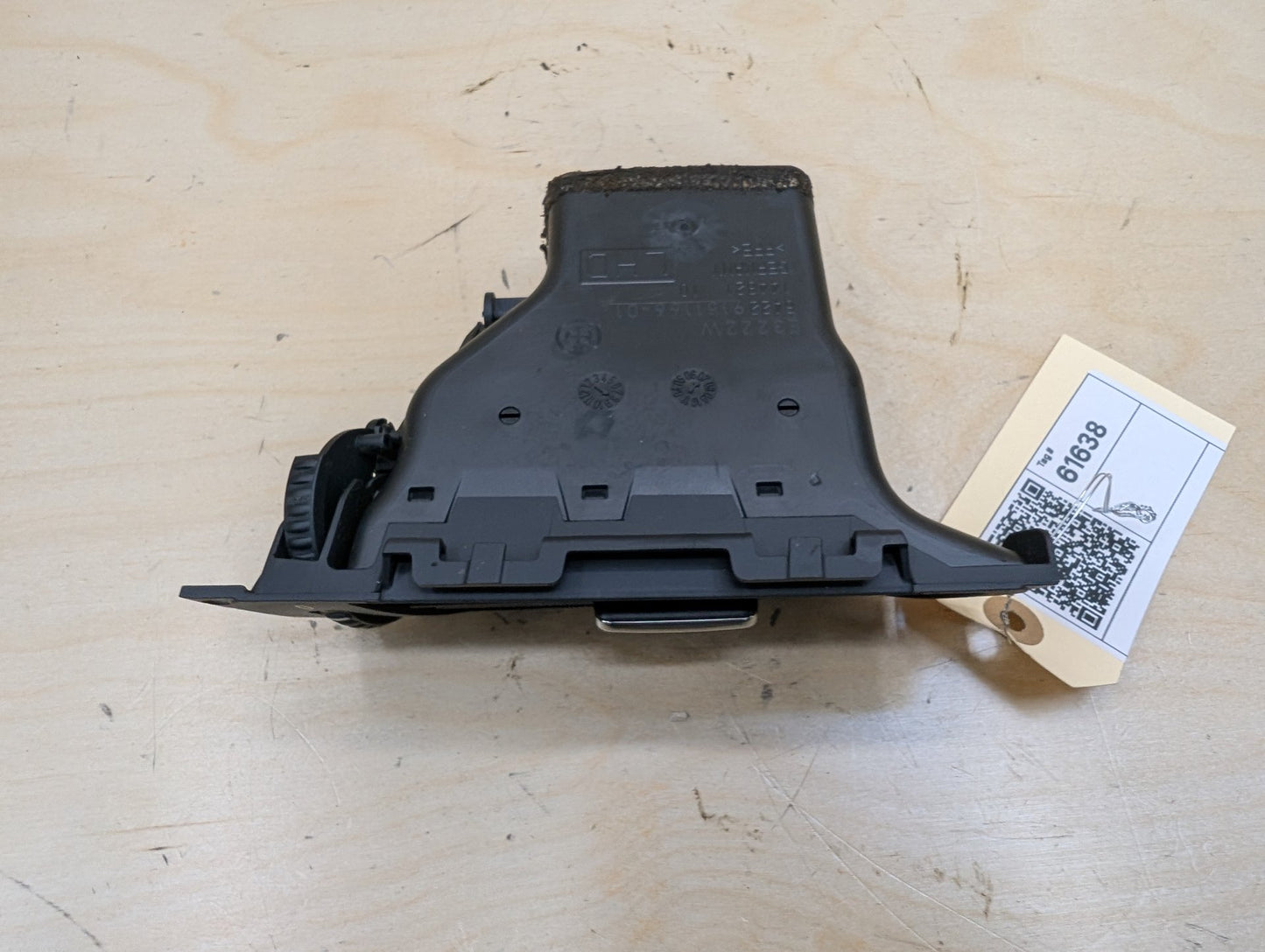 06-13 OEM BMW E90 E92 E93 Right Passanger Side Dashboard Dash Air Vent
