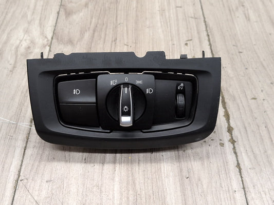 2014 - 2018 BMW X5 F85 Headlight Switch 6824887 S63B44T2