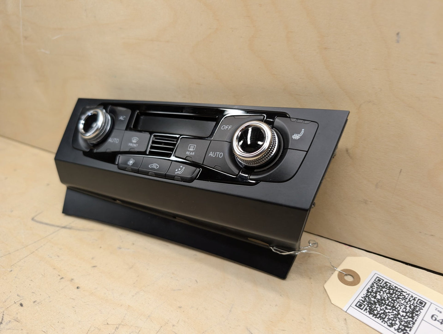 2011-2017 Audi RS5 8T Front AC Heater Climate Control Switch 8K1820043T