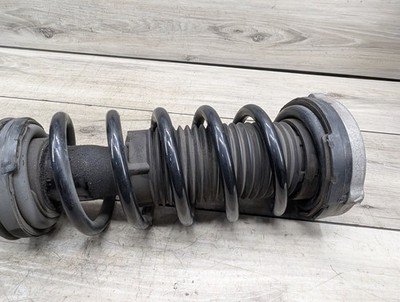 OEM BMW G30 530 540 FRONT Right Side Suspension Strut Shock Absorber Spring
