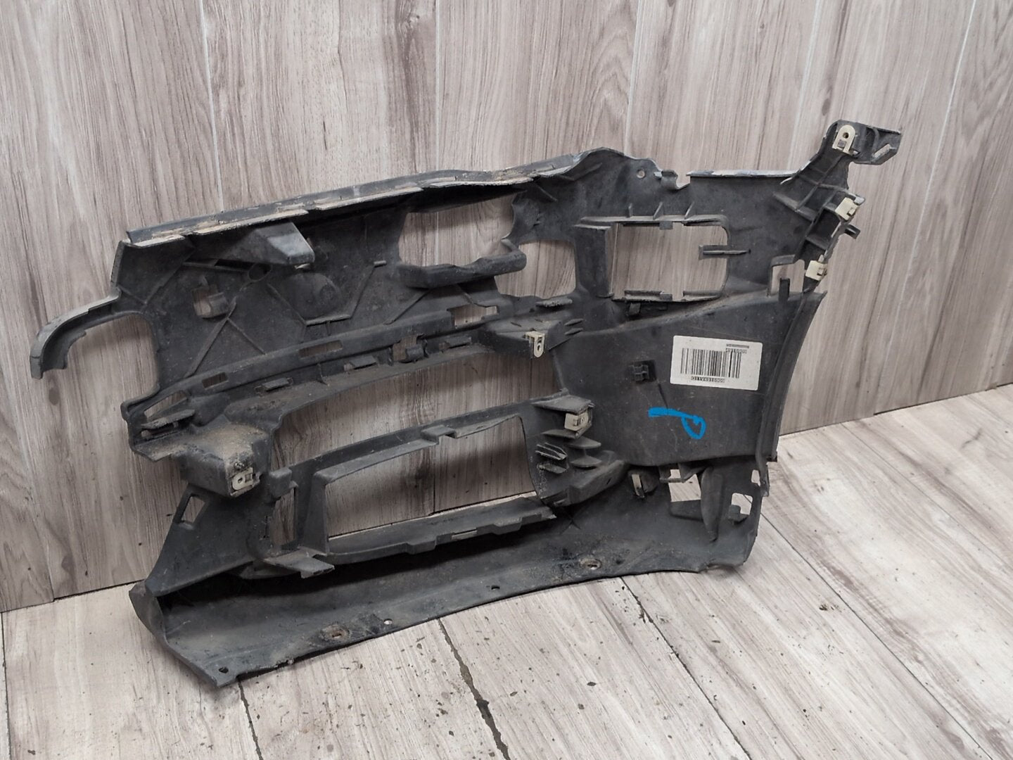 2016-2022 BMW 750i G12 Rear Right Passenger Bumper Support Bracket 8061130 OEM