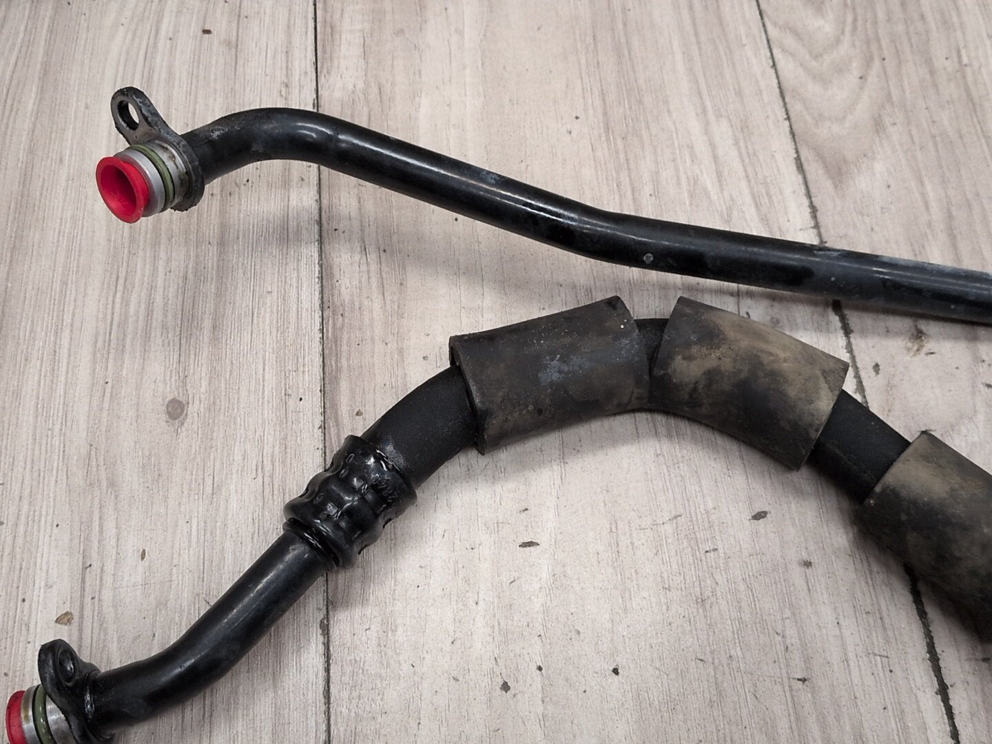 2012-2018 BMW F06 M6 Engine Oil Cooler Line Return Flow SET 2284261