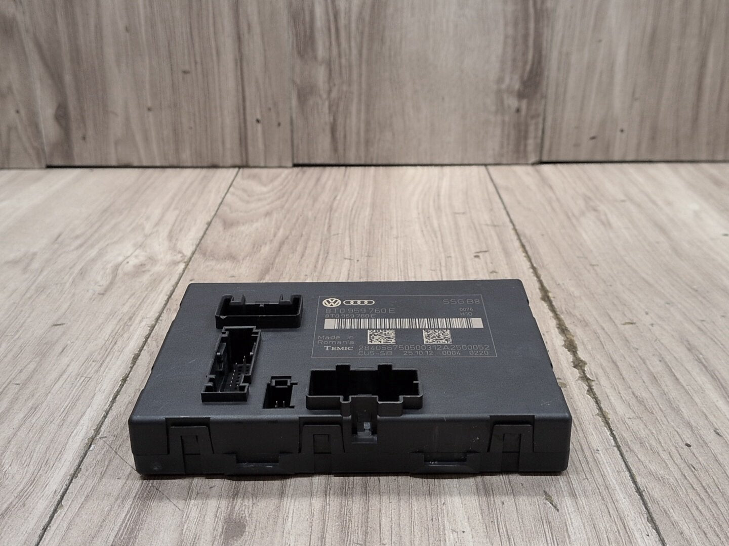 2008 - 2017 Audi S5 8T Front Left or Right Seat Control Module 8T0959760E