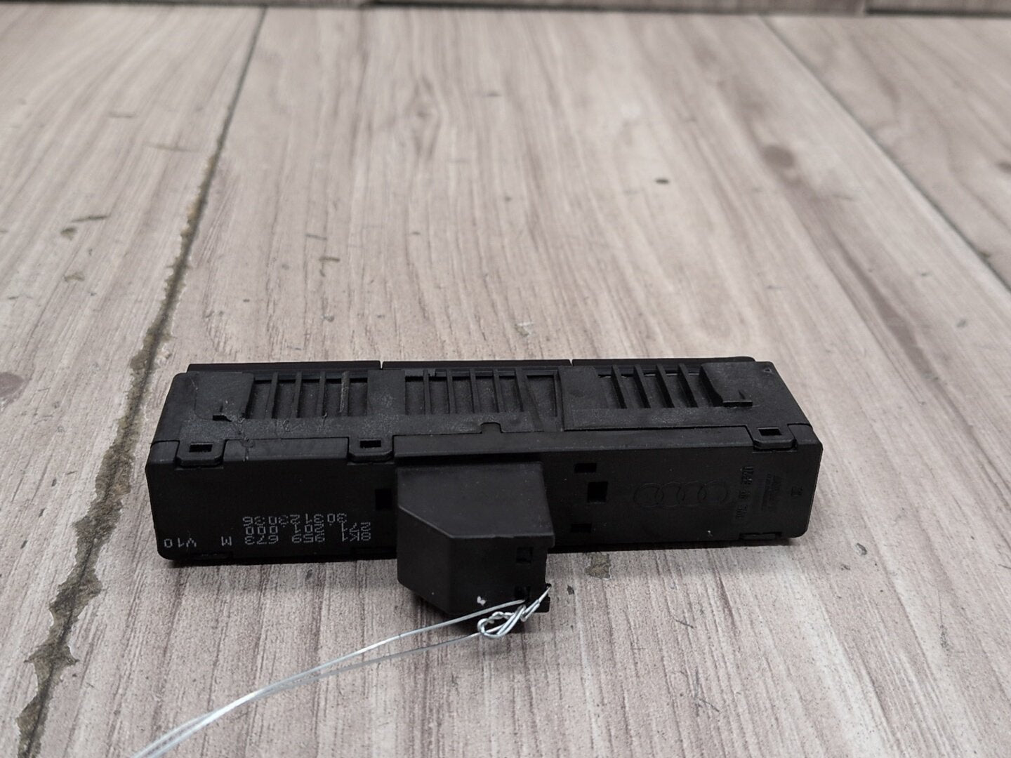 2008 - 2017 Audi S5 8T Drive Logic Switch Button 8K1959673M