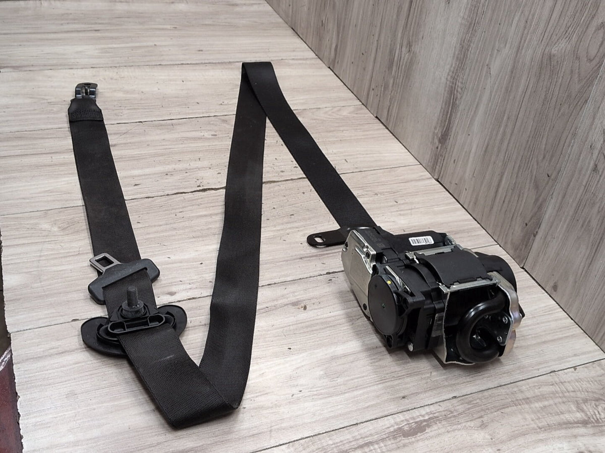 2019-2026 BMW M340i G20 Front Right Passenger Seatbelt Seat Belt Retractor 7496308 OEM