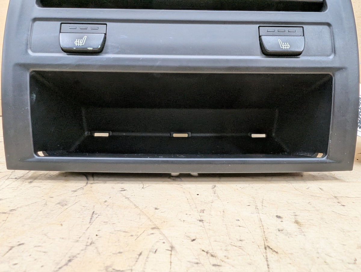 2010-2017 BMW 535i GT xDrive F07 Rear Center Console Air Vent Grille 9181094 OEM