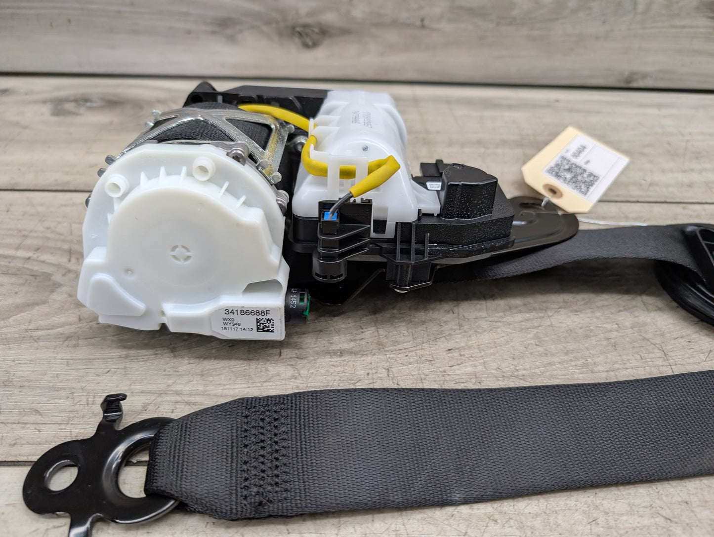 OEM BMW F90 G30 530 540 M550 M5 Front Right Passenger Seat Belt Retractor Black