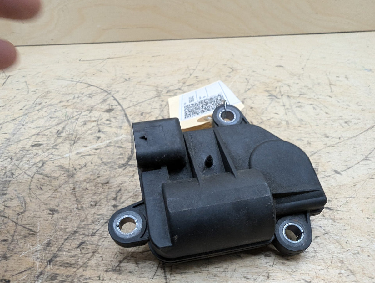 OEM BMW G01 G02 G11 G12 G14 G15 G30 X3 Muffler Exhaust Flap Actuator Drive Motor