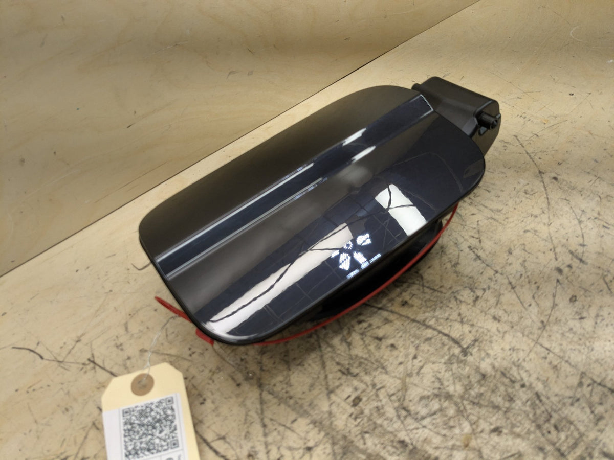 2012-2018 Audi A6 C7 Gas Cover Assembly 4G0809906 OEM