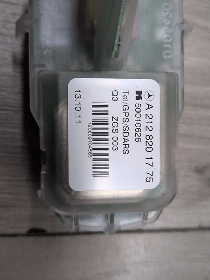 2009-2012 Mercedes-Benz E550 W212 Roof Shark Fin Radio Antenna Module A2128270328 OEM