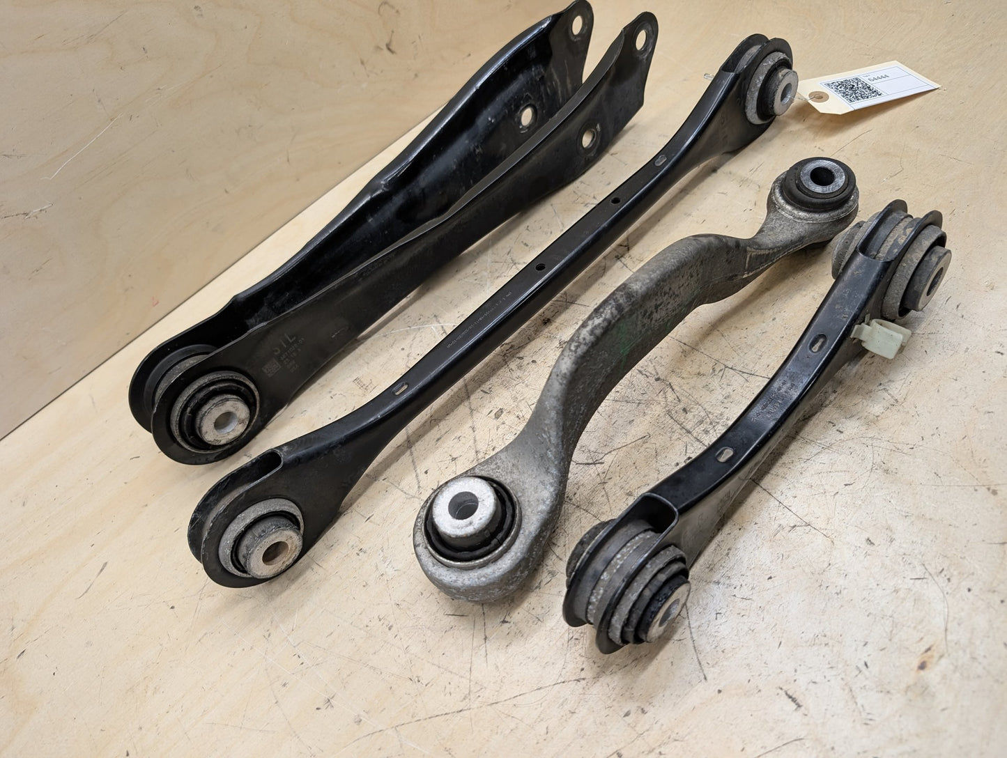 2018-2024 BMW X3 G01 Rear Right Passenger Control Arms SET 6871020