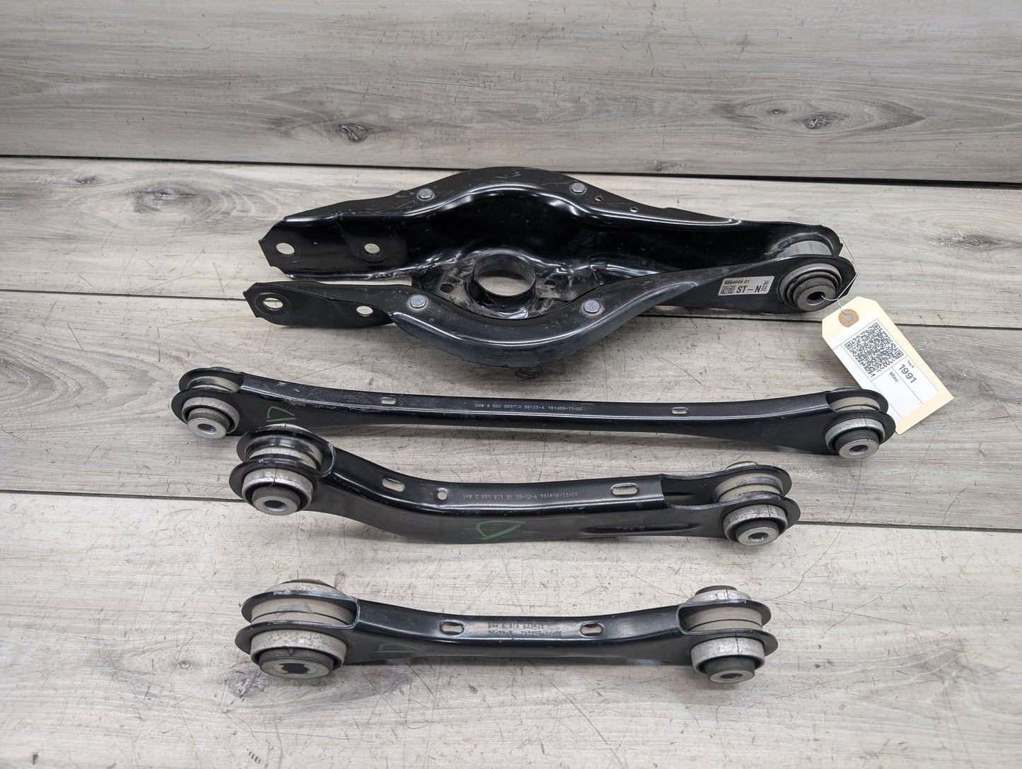 2021-2026 BMW 430i G22 Rear Left Driver Control Arms SET 6867541