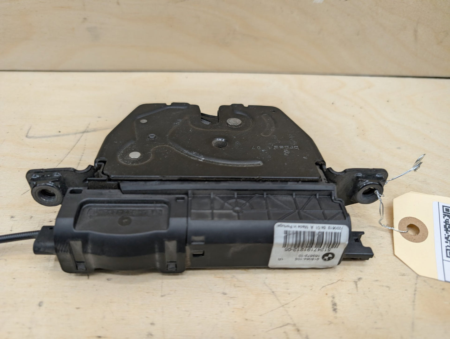 OEM BMW F06 F10 F13 F30 F32 F80 F82 Rear Trunk Lid Latch Lock Opener Actuator