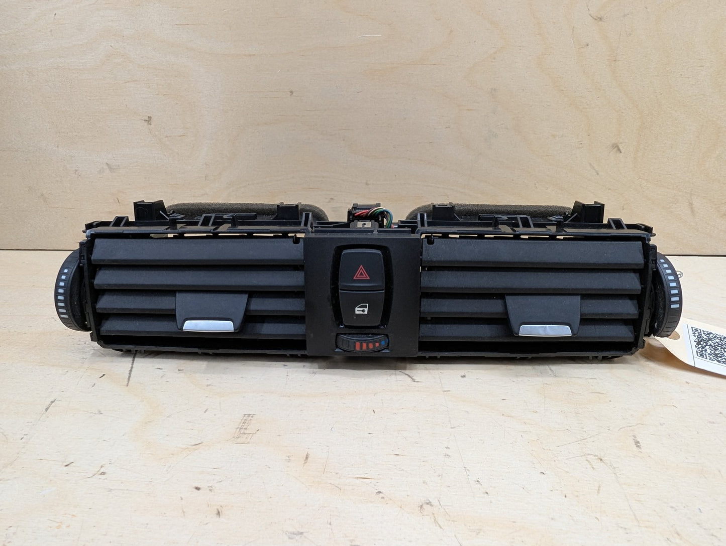 OEM BMW F30 F32 F33 F36 F80 F82 F83 M3 M4 Front Dash Central AC Air Vent Grille