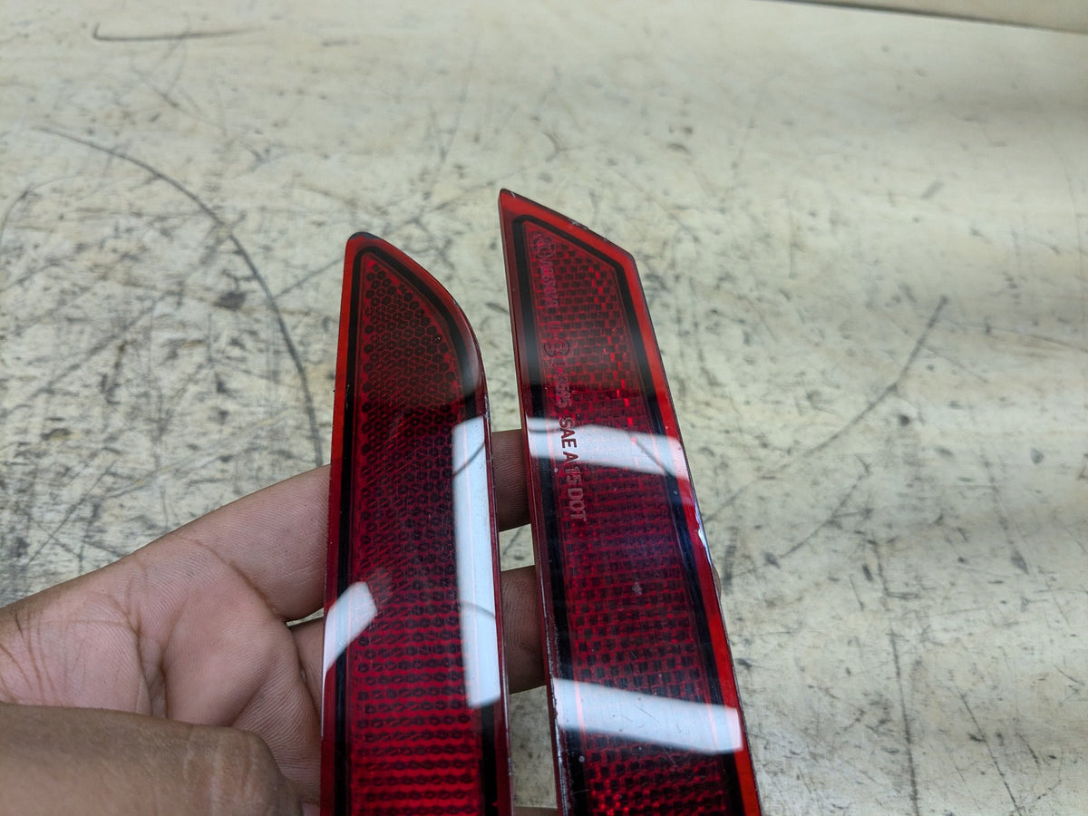 2018-2023 BMW M550i G30 Rear Left Right Bumper Reflectors SET 7851577 OEM