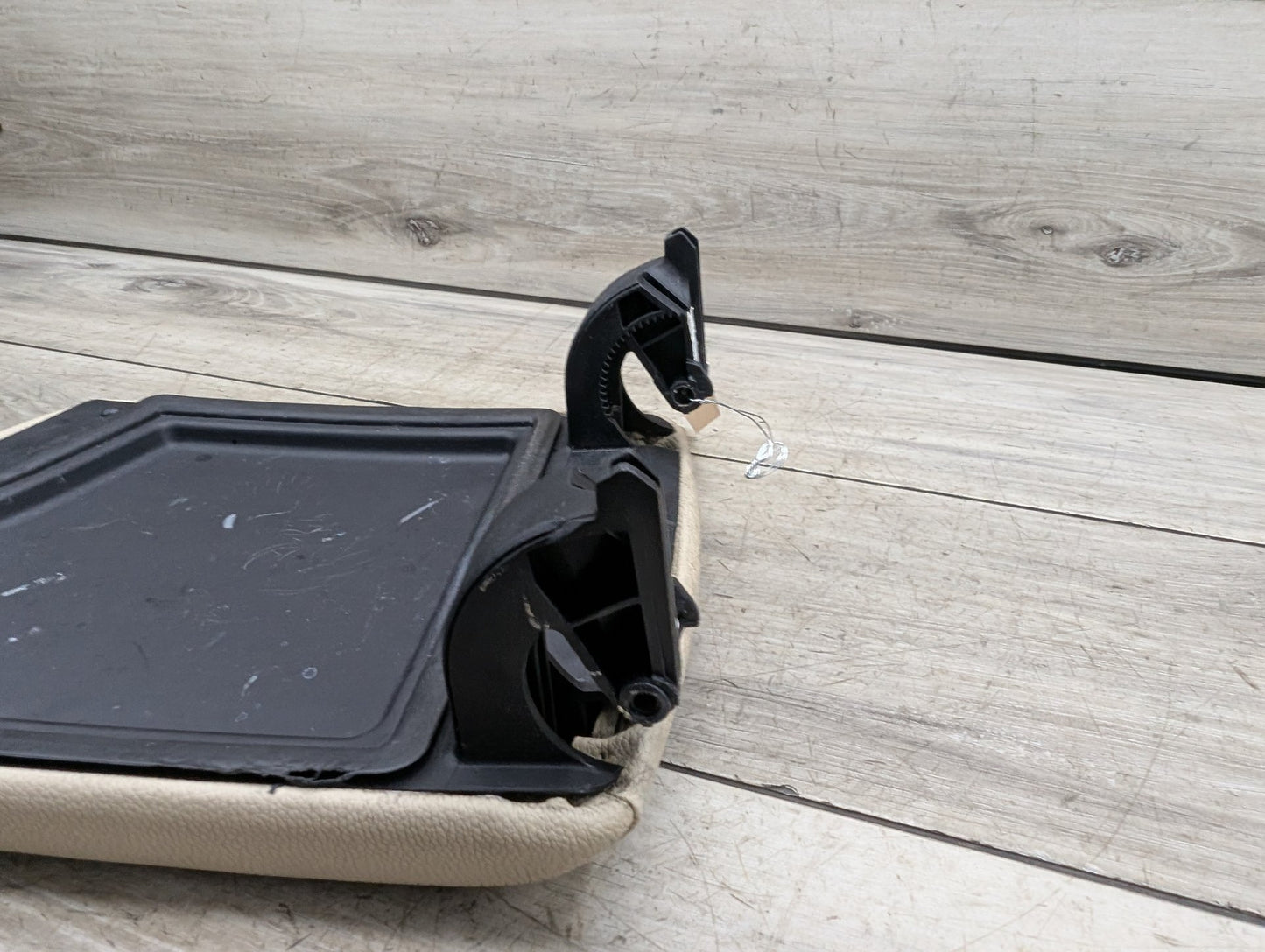 2007-2013 BMW 328i E93 Center Console Armrest Arm Rest 6951565