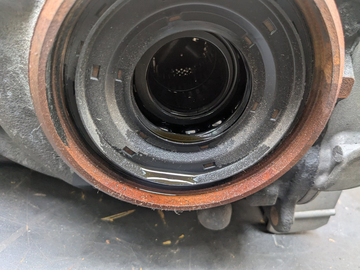 OEM BMW G20 G22 G23 G42 M340i M440i RWD Rear Differential Axle Carrier 2.81 k