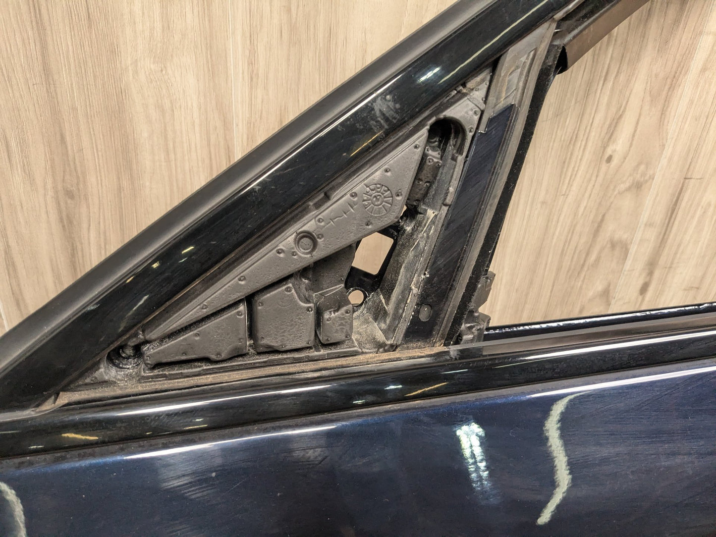 17-23 OEM BMW F90 G30 530 540 M550 M5 Front Left Driver Door Shell Panel