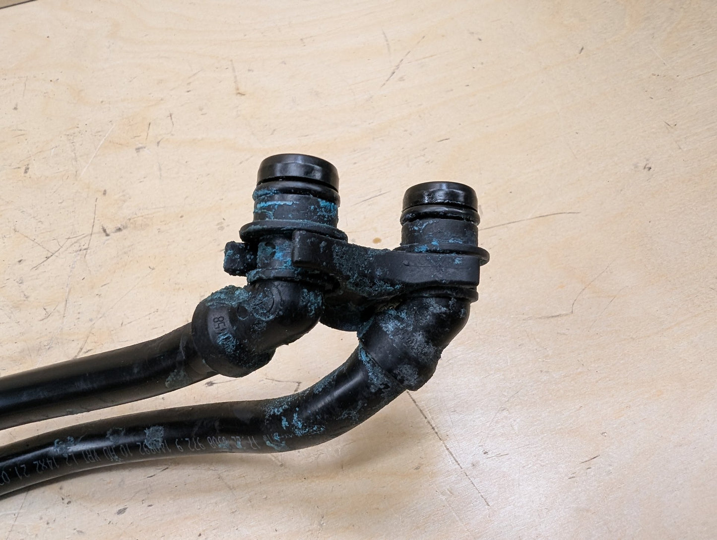 2012-2018 BMW F30 328i N47D20O1 Transmission Oil Cooler Hose Pipe Lines 8511456