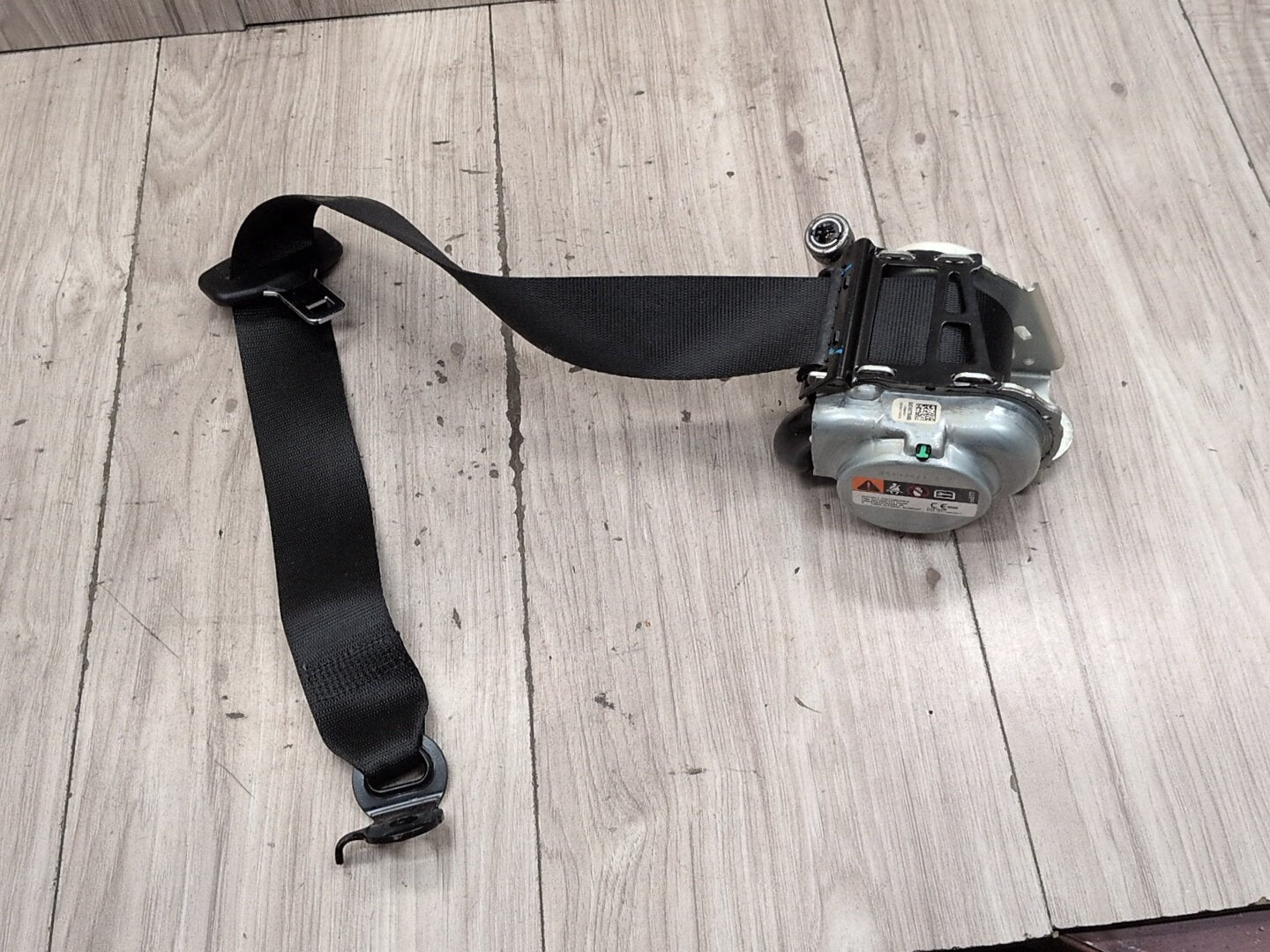 OEM BMW F97 G01 G02 X3 REAR Right Passenger Seat Belt Seatbelt Retractor Black