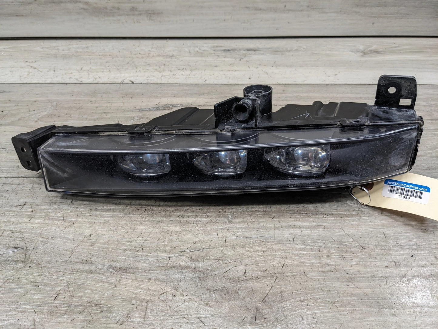 16-19 OEM BMW G11 G12 740 750 M760 B7 Front Right Passenger Side LED Fog Light