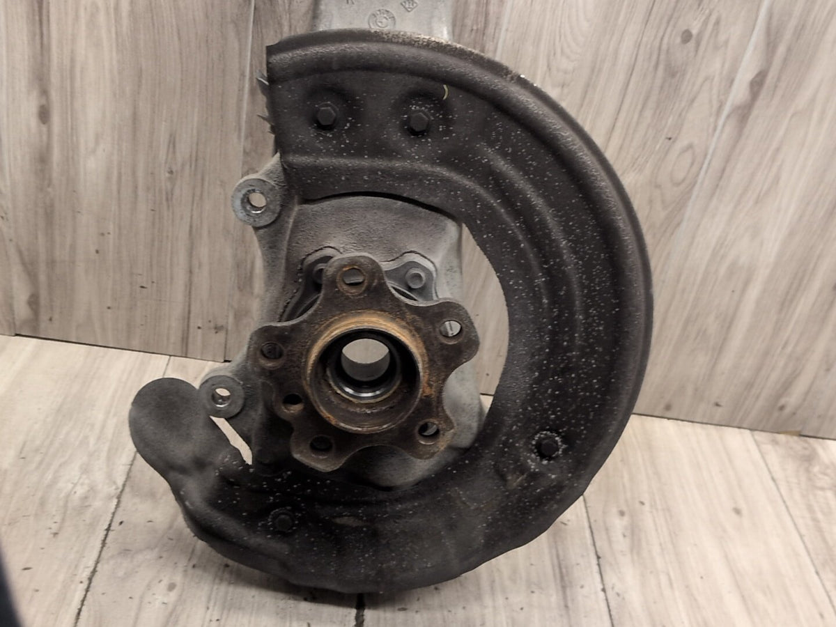 OEM BMW G30 530 540 M550 AWD Front Right Passenger Hub Spindle Knuckle Bearing