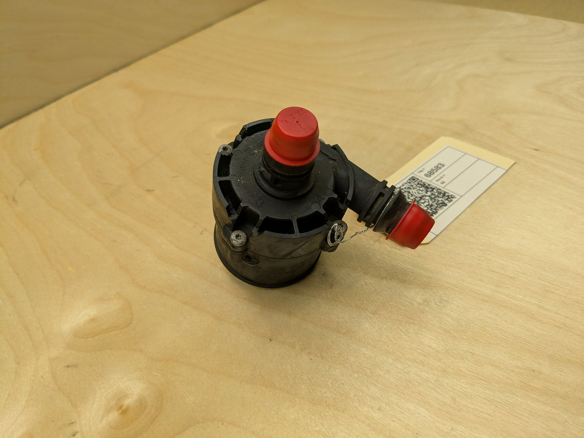 16-19 OEM BMW G11 G12 G30 M550 750 M760 Auxiliary Electric Coolant Water Pump