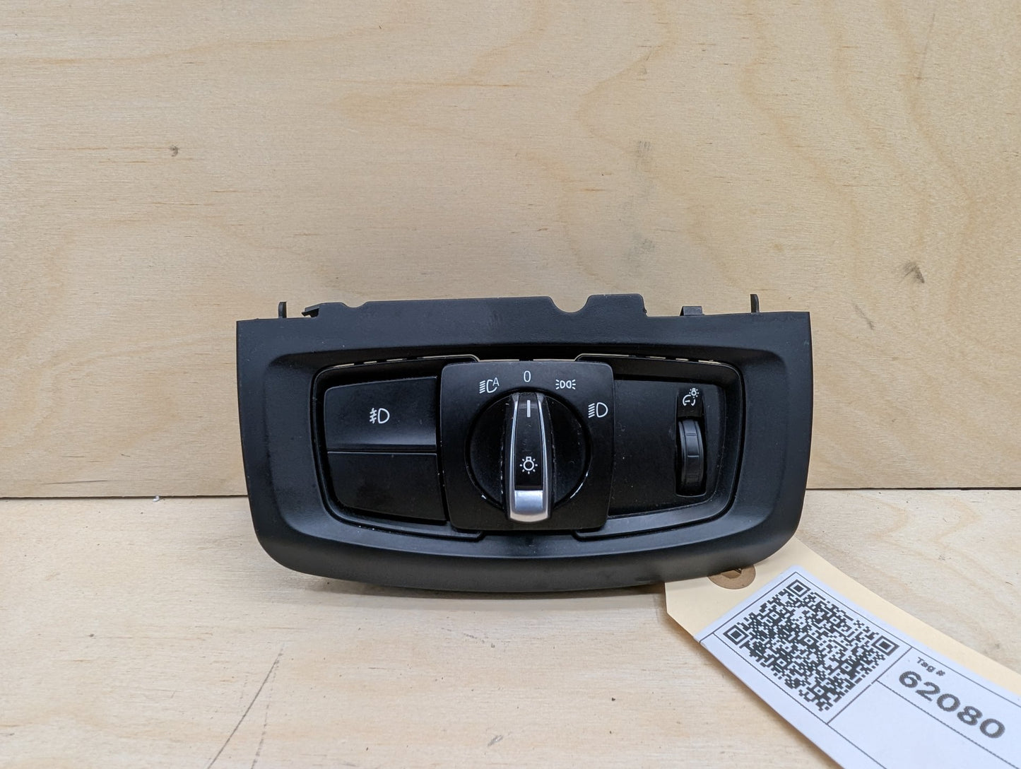 2015-2019 BMW X6 F16 Headlamp Switch 9390196