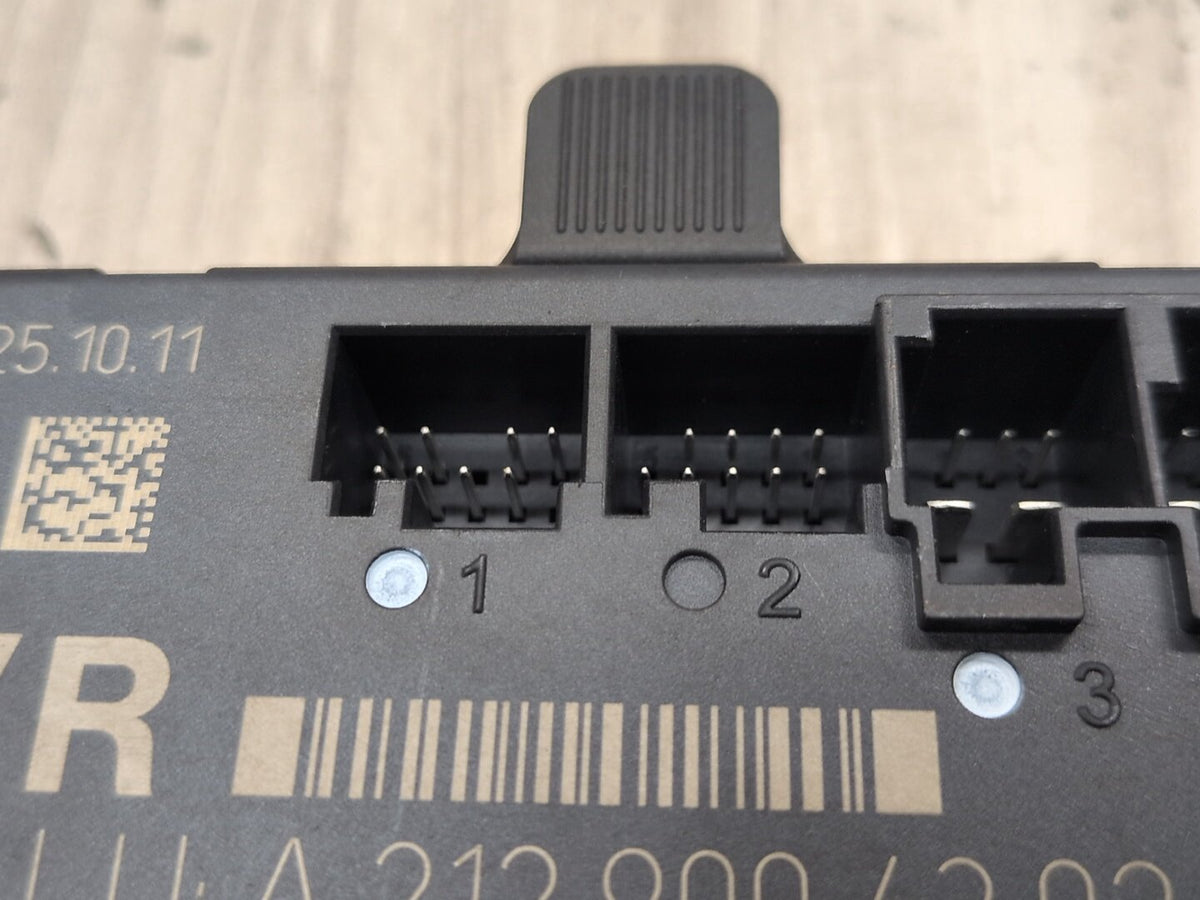 09-12 OEM Mercedes-Benz E550 W212 Front Right Passenger Door Control Module