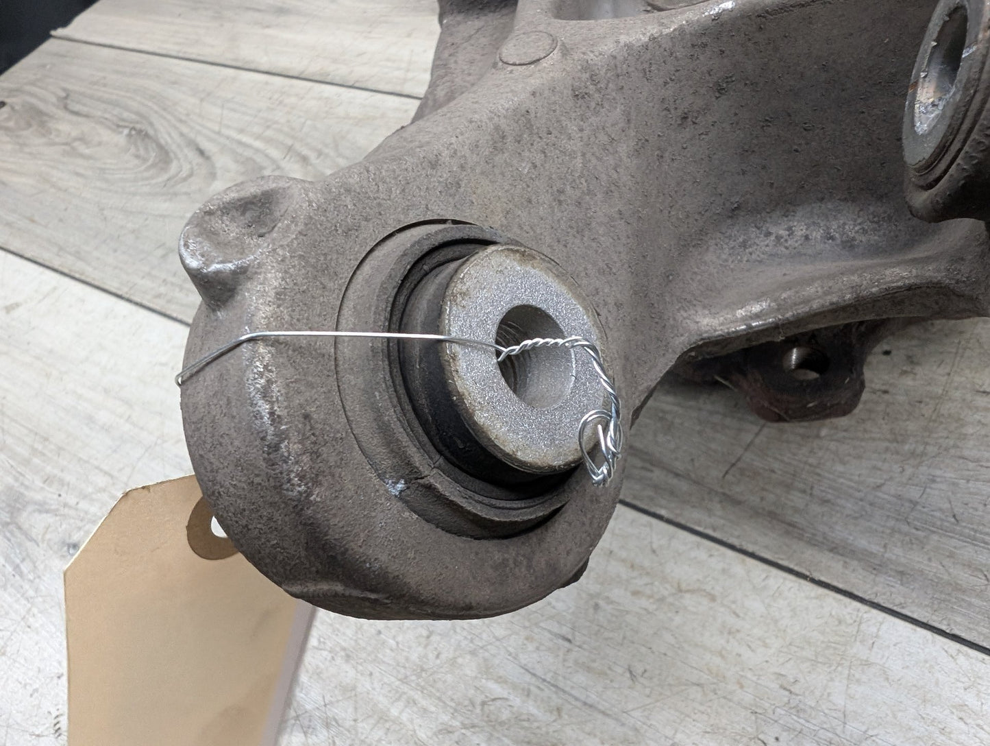2017-2023 BMW M550i xDrive G30 Rear Right Passenger Spindle Knuckle w/ Bearing 6866338