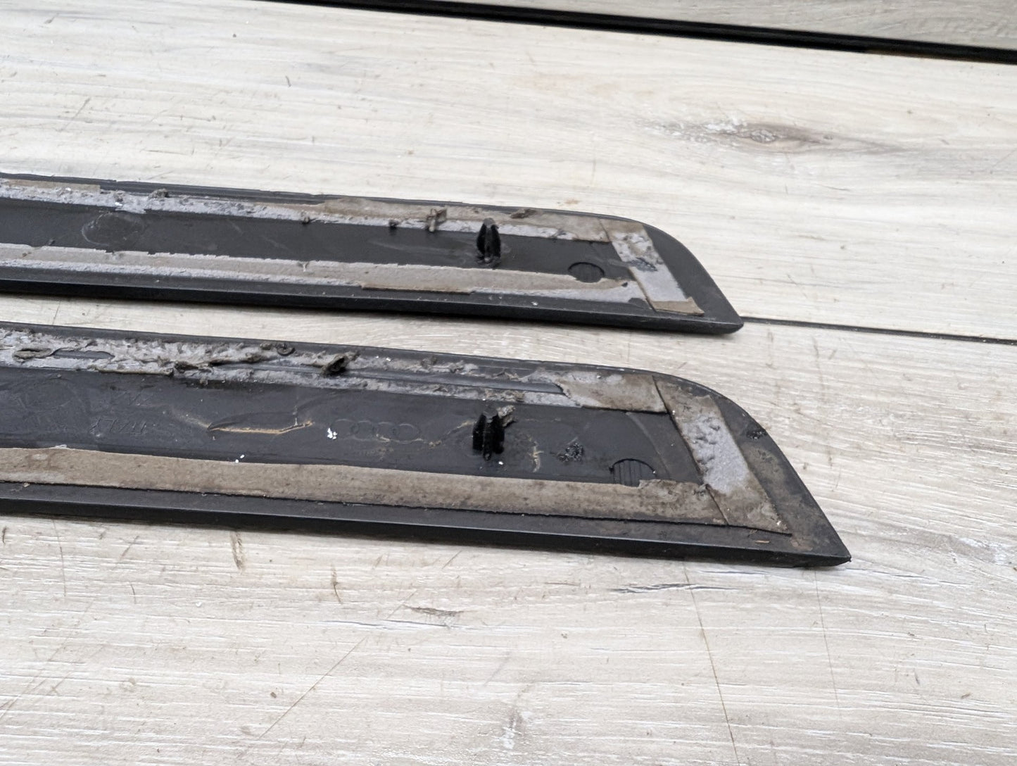 2008 - 2017 Audi S5 8T Front Left Right Scuff Plate Door Sill SET 8T0853374