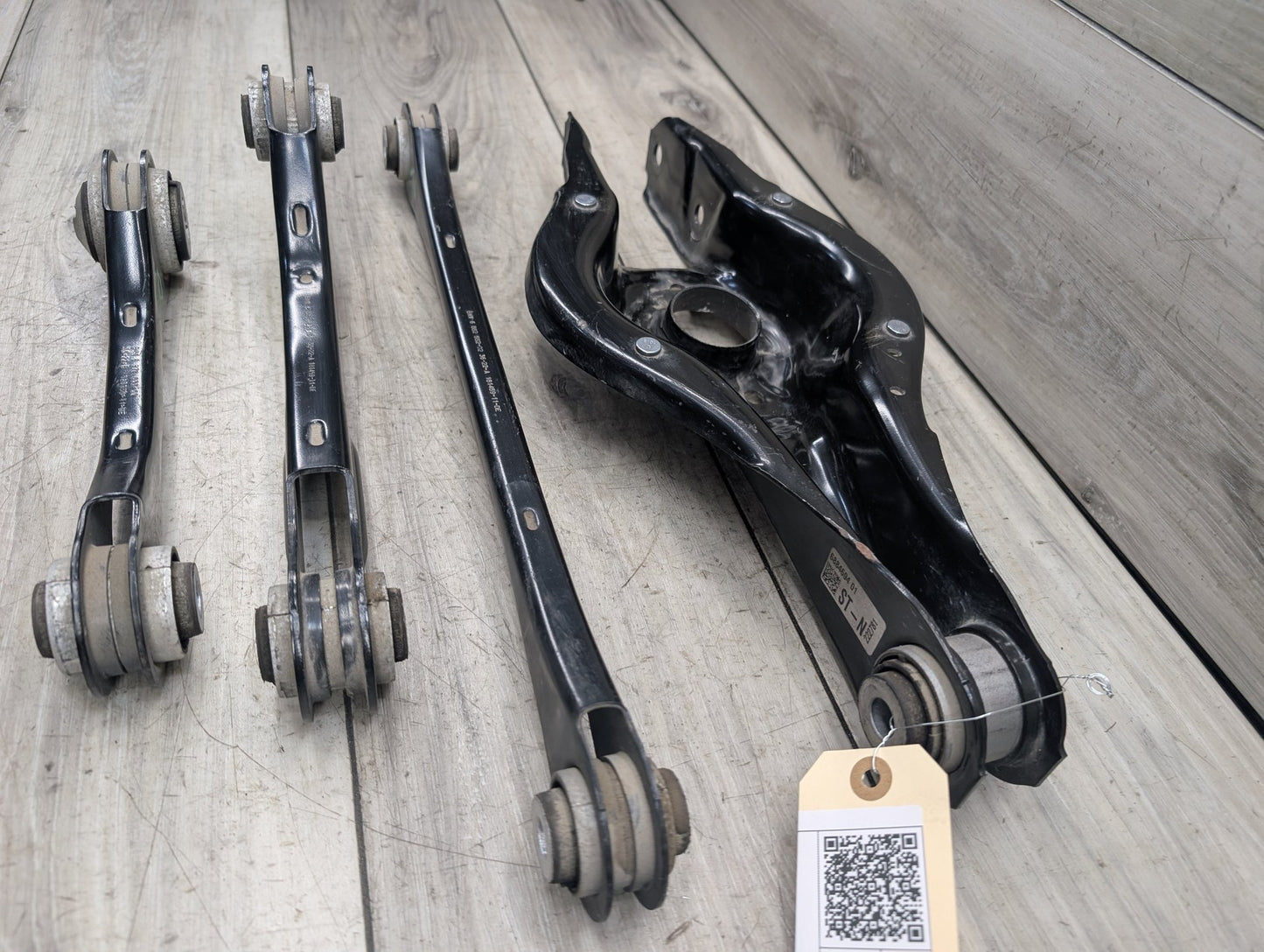 2021 - 2026 BMW 430i G22 Rear Right Passenger Control Arms SET 6867541 B46B20O1