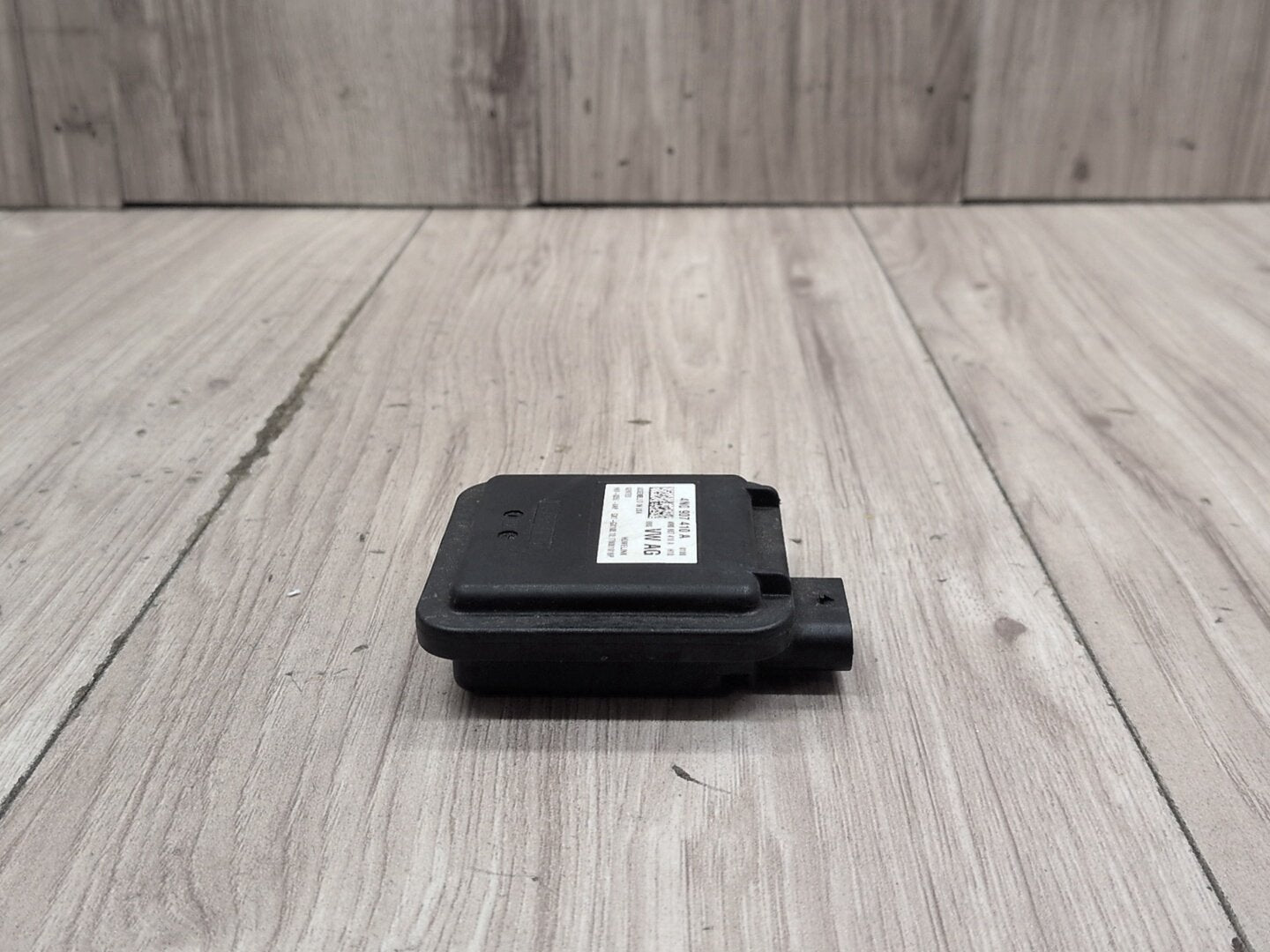 2018 Audi S4 B9 - Garage Door Opener Control Module PN: 4NO907410A