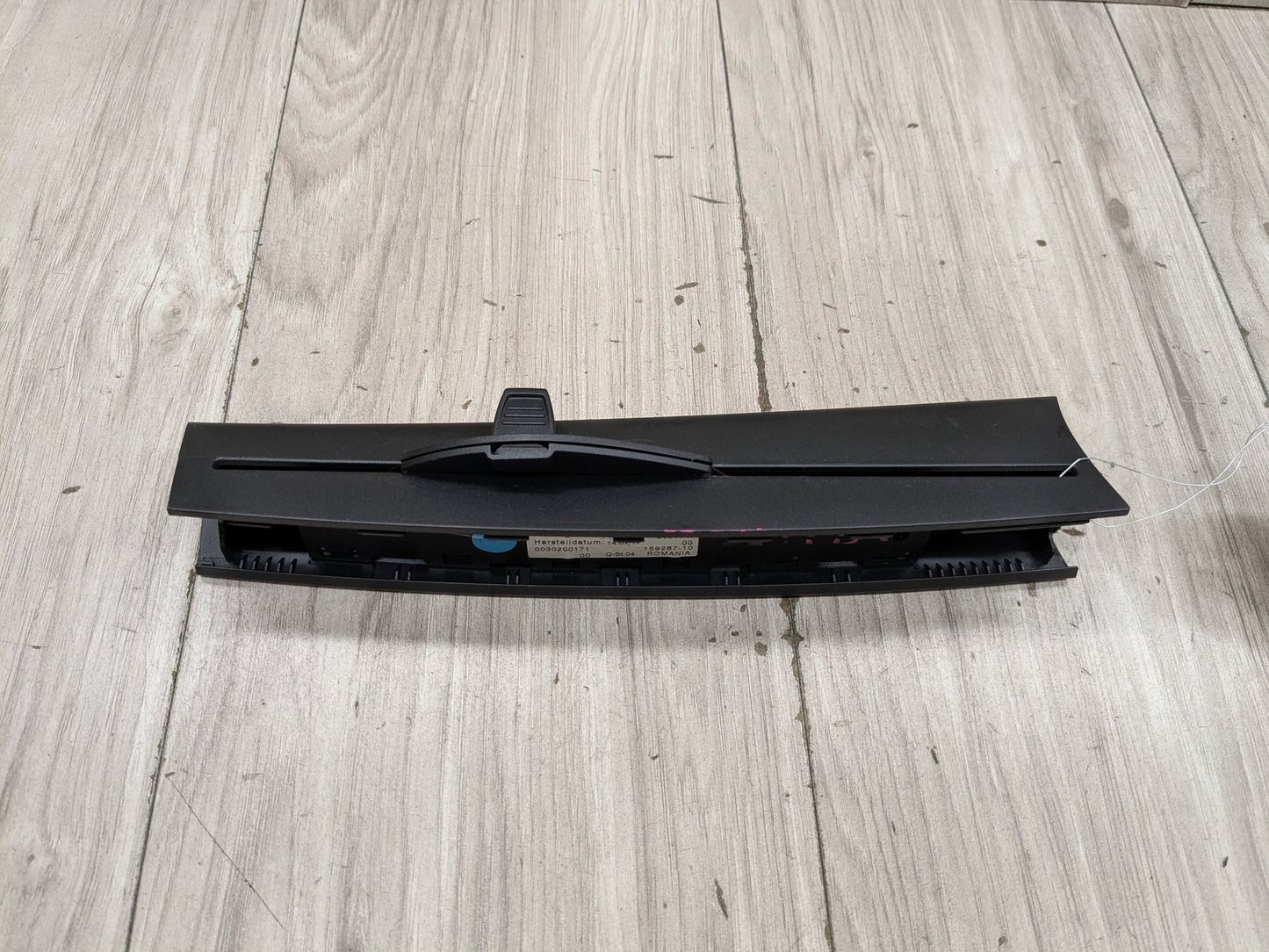 BMW M550i G30 Rear Left Driver Door Window Glass Roller Sunshade Blind 7385393