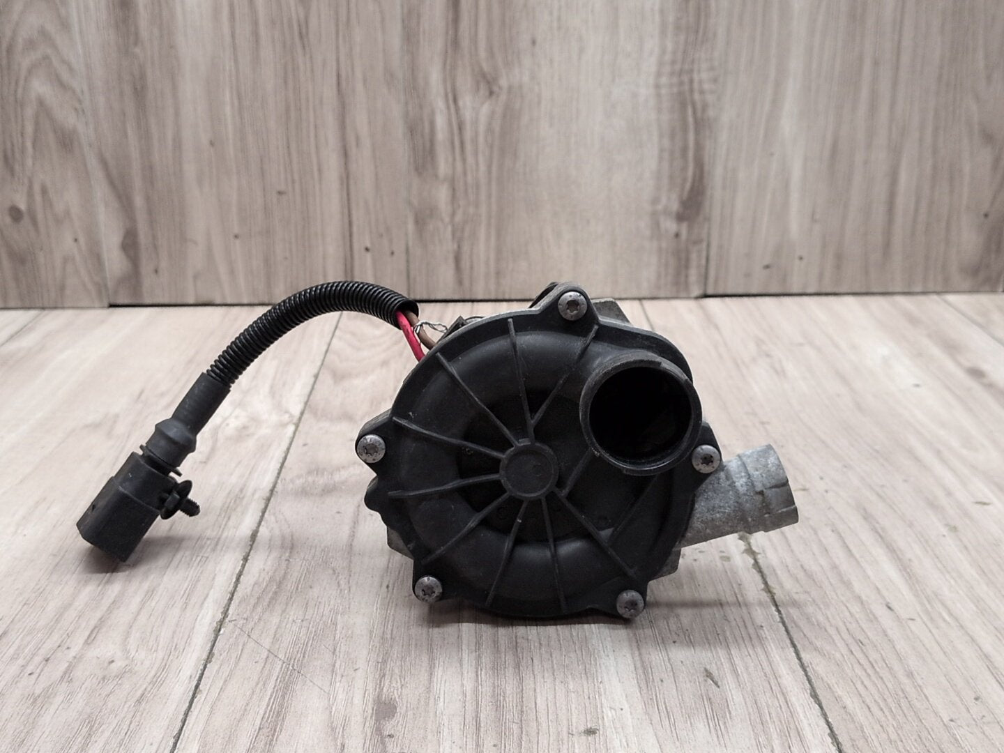 2008 - 2017 Audi S5 8T Secondary Smog Air Injection Pump 70363505