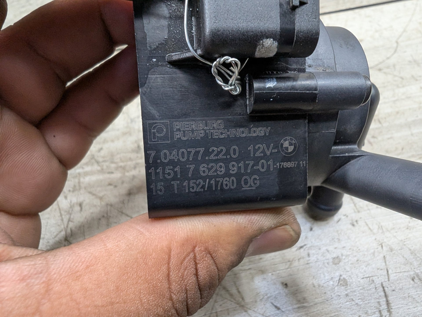 2014 - 2018 BMW X5 F15 Engine Motor Cooling Auxiliary Water Pump 7629917 N63B44O1