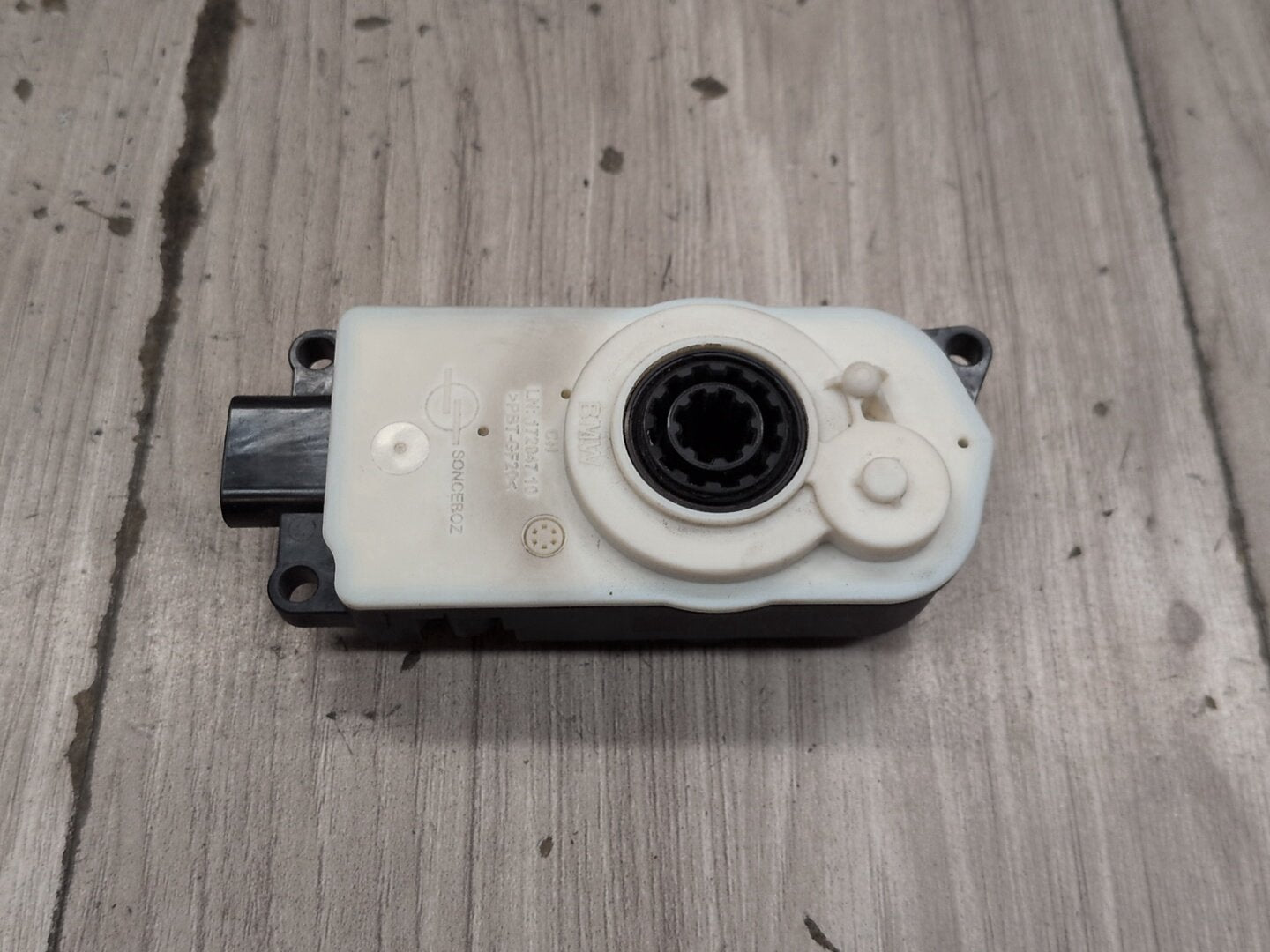 OEM BMW G05 G07 G20 330 M340 X5 Grille Air Flap Intake Shutter Motor Actuator