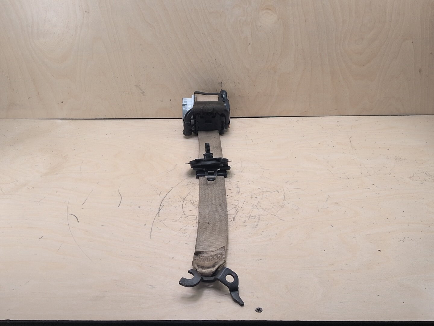 2011-2016 BMW X3 F25 Front Right Passenger Seatbelt Seat Belt Retractor 7367254