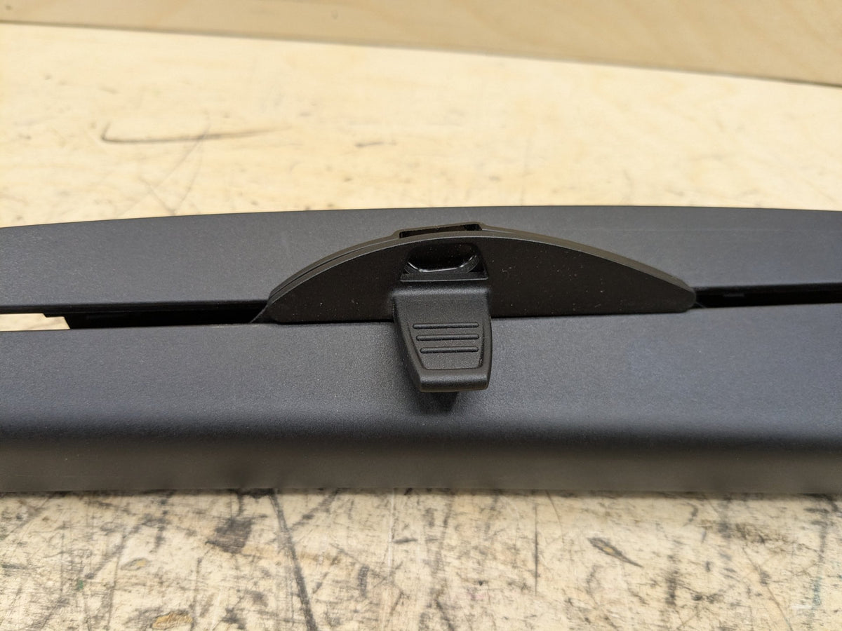 2018-2023 BMW M550i G30 Rear Right Door Window Glass Roller Blind 7385394